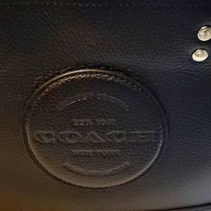 NWT'S Coach Pebble Leather Dempsey Tote 22  Crossbody with Coach Patch